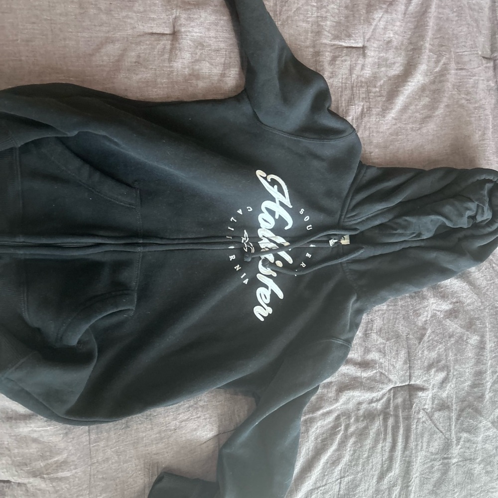 Hollister Women's Black Zip-Up Hoodie
